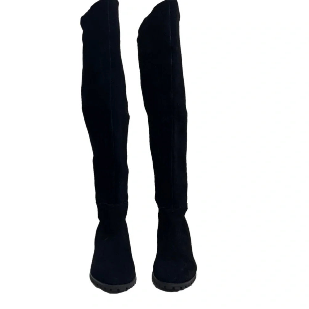 Black Over-the-Knee Women's Boots - Classic Suede Look